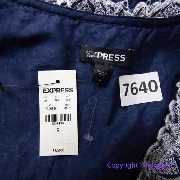 New! Express Eyelet Faux Wrap Dress Blue‎ White Short Sleeve Casual, S - Picture 16 of 16